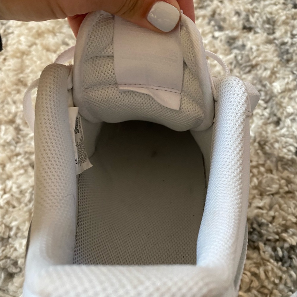 AF1 - Picture 5 of 9